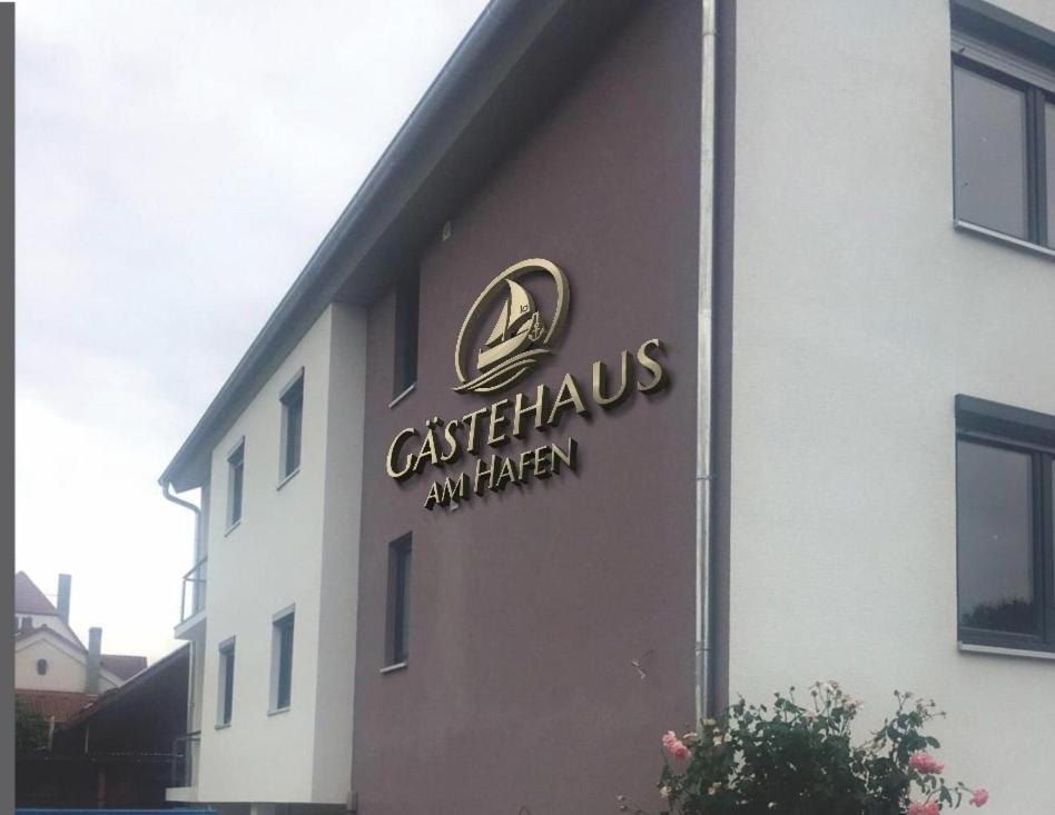 1A Gaestehaus Am Hafen Нюрнберг Экстерьер фото